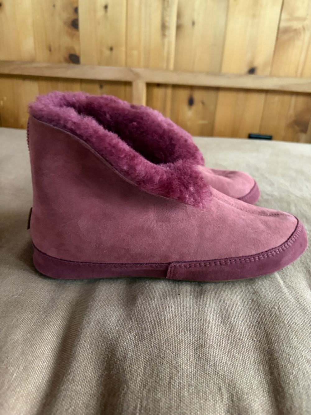 New Overland  Suede Leather Sheepskin Slipper Booties Shoes Women’s 9